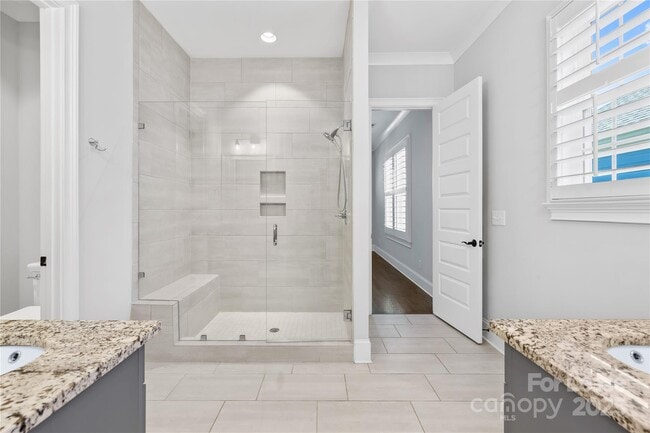 Building Photo - 124 Sisters Cove Ct
