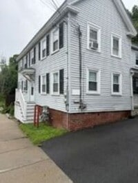Building Photo - 119-121-121 N Main St
