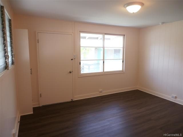 Building Photo - 830 Pumehana St