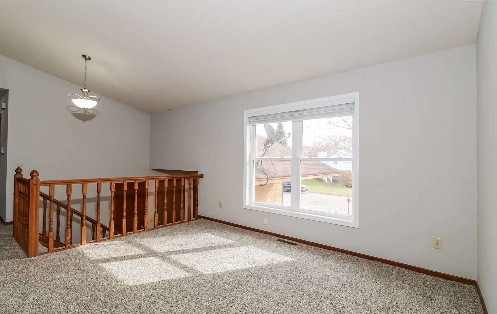 Building Photo - 5920 W 136th St