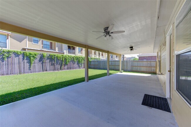 Building Photo - 24626 Cornell Park Ln