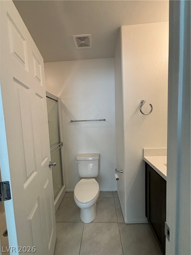 Building Photo - 5672 Sartorial St