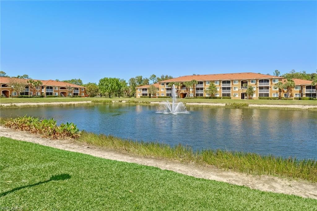 Building Photo - 1830 Florida Club Cir