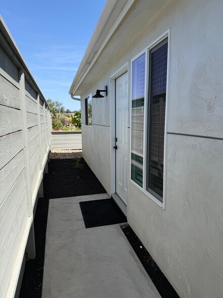 Building Photo - 3273 Chicago St