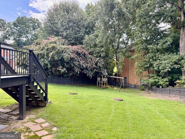 Building Photo - 1770 Highland Oaks Way NE