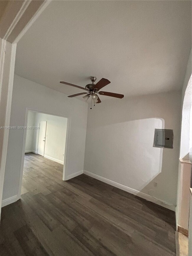 Building Photo - 1522 Meridian Ave