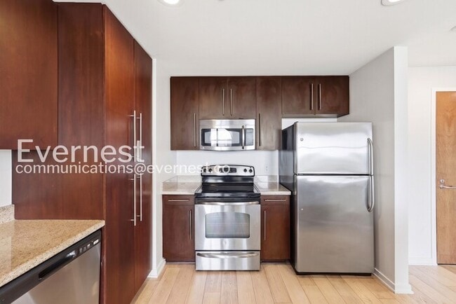 Building Photo - 1-Bed/1-Bath Condo with Pool, Spa, and Fitness Center!/Available Now!