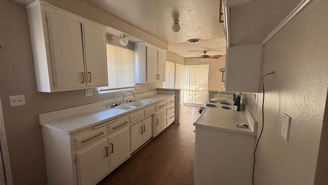Building Photo - 41672 Marine Dr