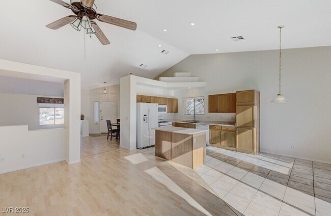 Building Photo - 7633 W Falcon Wing Ave