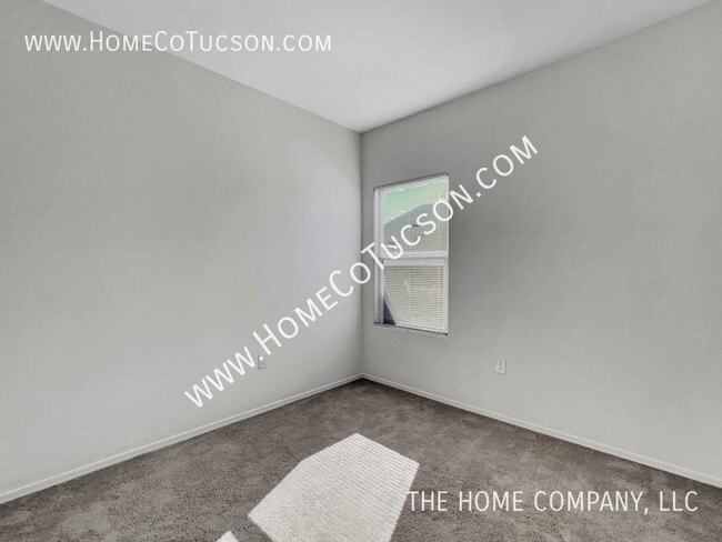 Building Photo - 7137 S Draper Rd