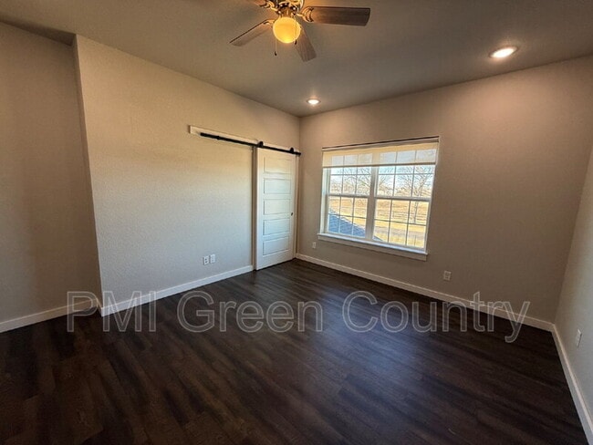 Building Photo - 13513 S Mingo Rd