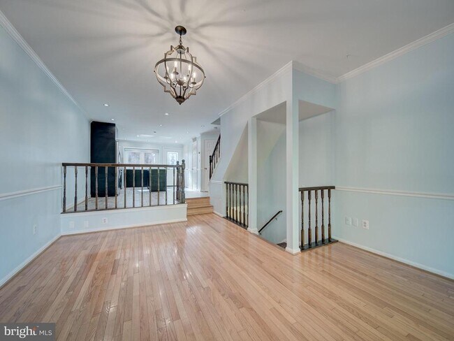 Building Photo - 6191 Little Valley Way