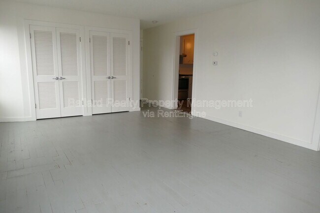 Building Photo - 3204 NW 64th St