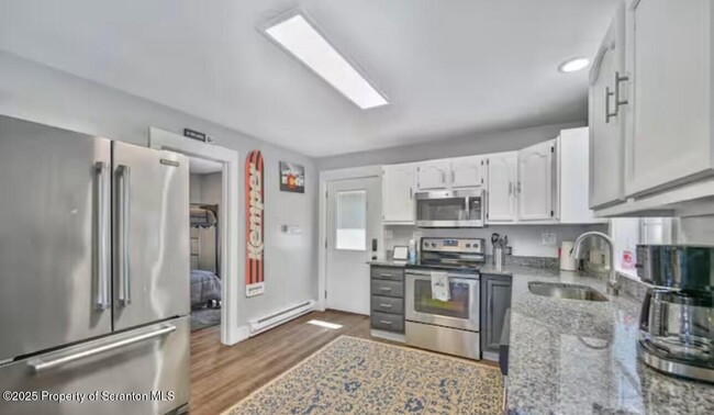 Building Photo - 4562 PA-374