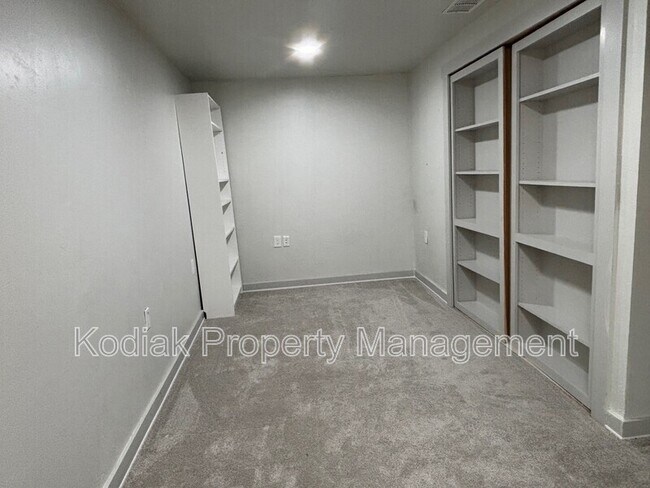 Building Photo - 11772 S Banff Spgs Dr