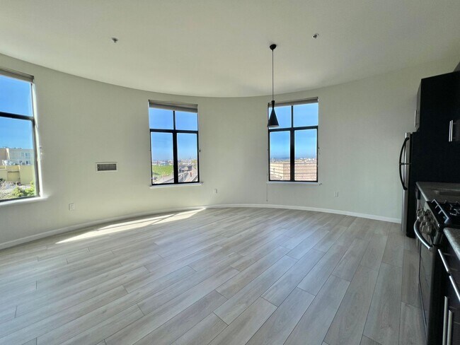 Building Photo - Adeline Place – Modern Comfort & Sophisticated 1 Bed / 1 Bath