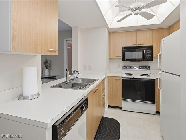 Building Photo - 13264 White Marsh Ln