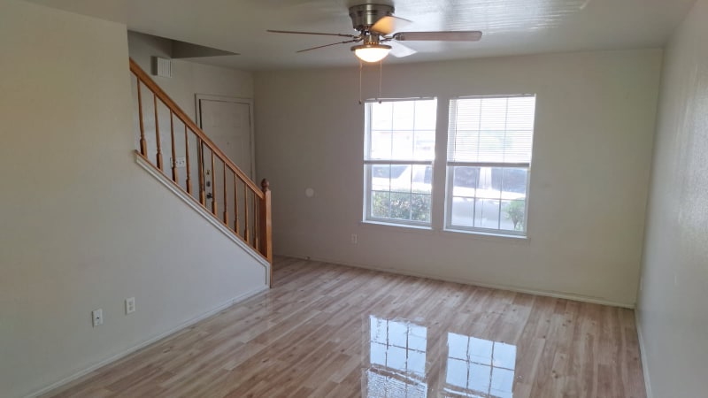 Building Photo - 3702 Malibu Ln