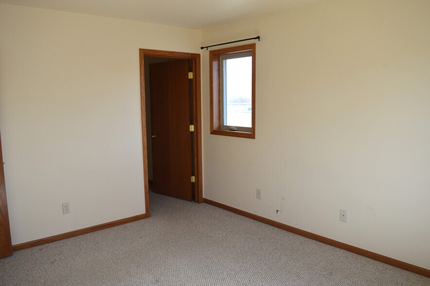 Building Photo - 1121 Union Rd