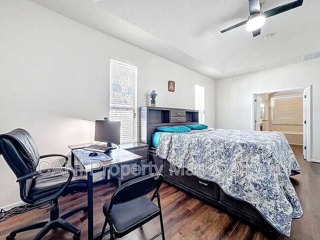 Building Photo - 3104 Conrad Ct