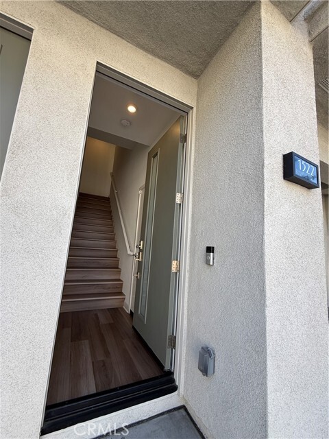 Building Photo - 1522 W Bushell St