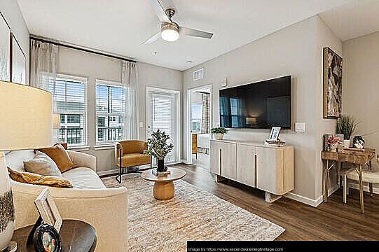 Building Photo - 16200 Ascend Vlg Ln