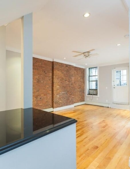 Building Photo - 40 Avenue B