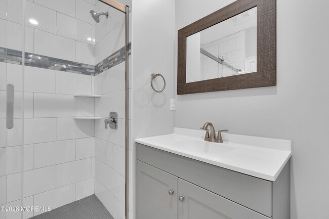 Building Photo - 245 Parker Ave