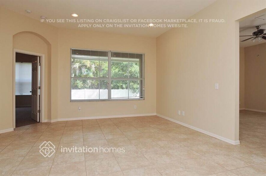 Building Photo - 6034 39th Ct E