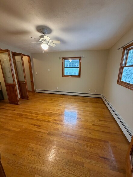 Building Photo - 33 Lafayette St