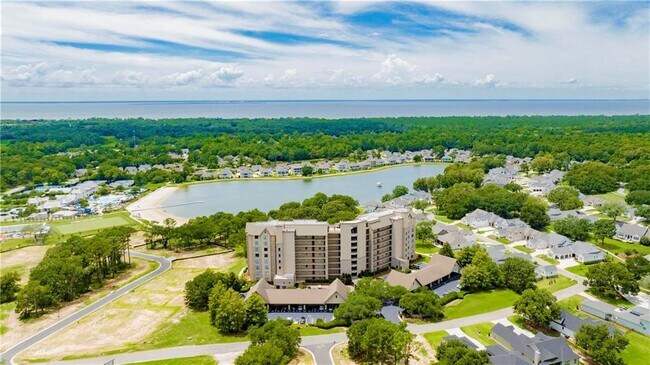 Building Photo - 18269 Colony Dr Dr