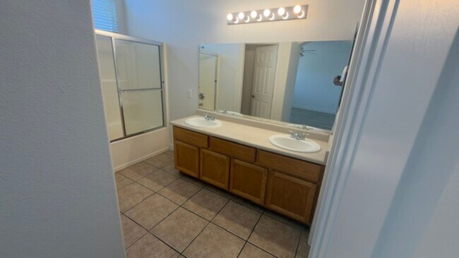 Building Photo - 1286 Capital Gains Dr