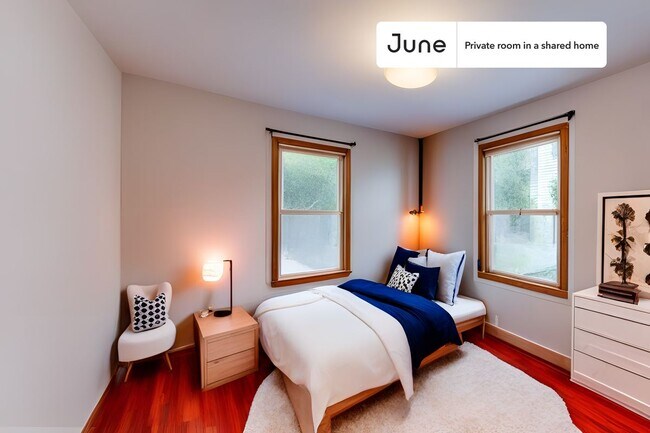 Primary Photo - Room in Shared 5 bed/1 bath home