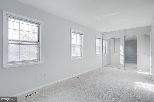 Building Photo - 5312 Anchor Ct