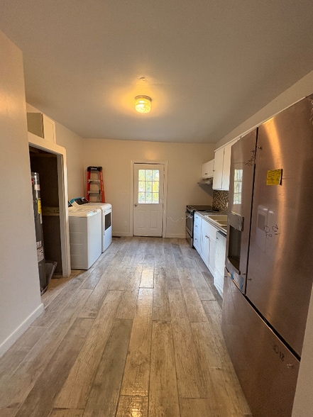 Building Photo - 921 Rome St