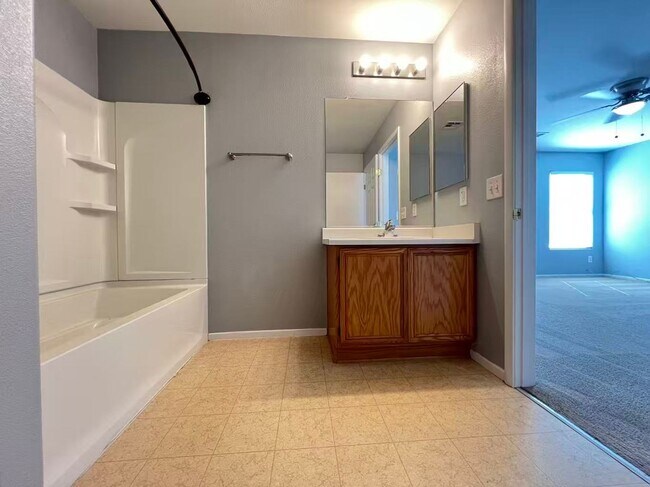Building Photo - 11682 Terenzio Ct