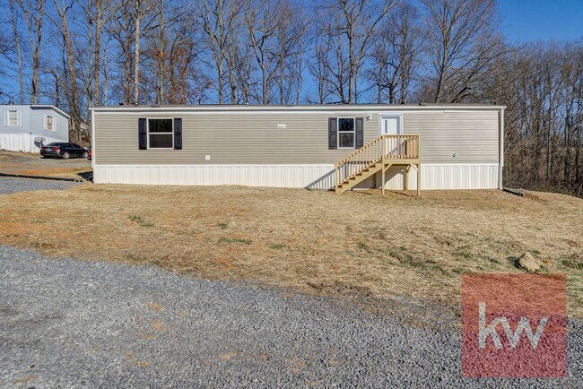 Building Photo - Chestnut St 119/Whispering Hills MHP