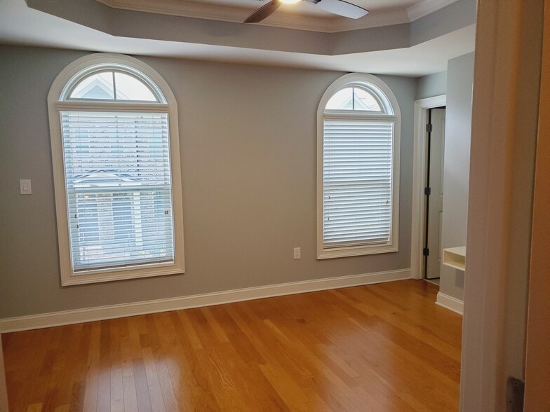 Building Photo - 1190 Lavista Cir NE