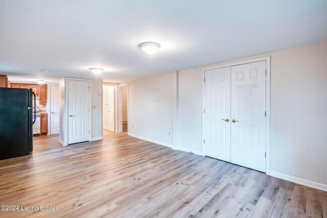 Building Photo - 1612 Ellwood Ave