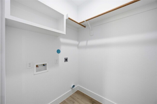 Building Photo - 8531 Rinn St