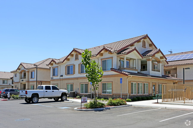 Woodbridge Place Apartments - 3028 Willowbrook Dr Merced CA 95348 ...