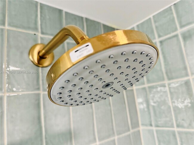 Building Photo - 159 NE 6th St