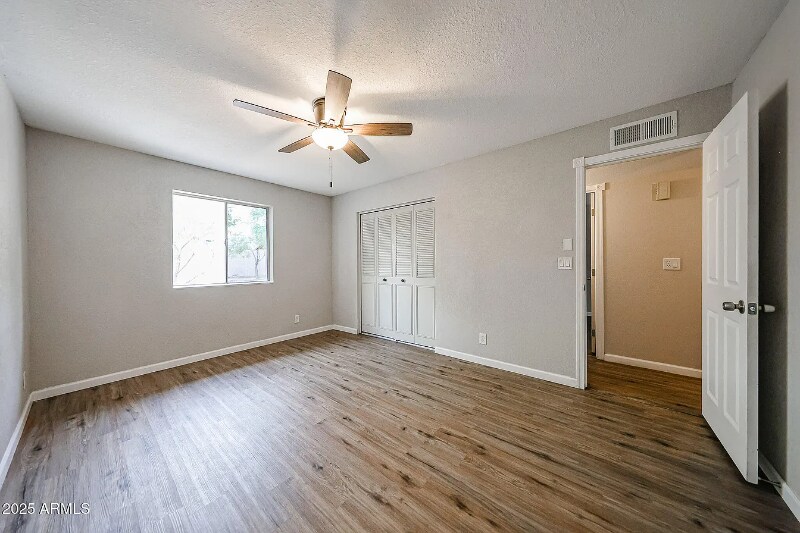 Building Photo - 3016 W Libby St