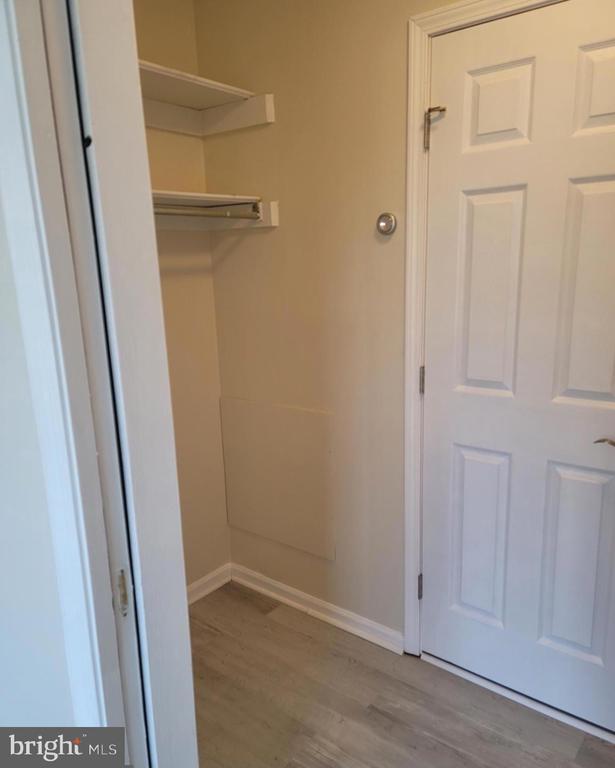 Building Photo - 9565 Battery Heights Blvd