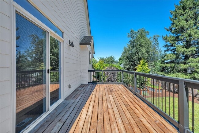 Building Photo - 15097 Spy Glass Ln