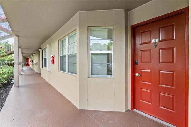 Building Photo - 12750 SW 4th Ct