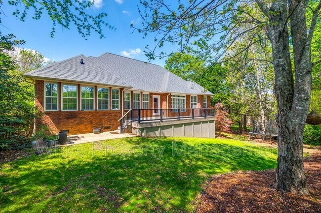 Building Photo - 1126 Blowing Rock Cove