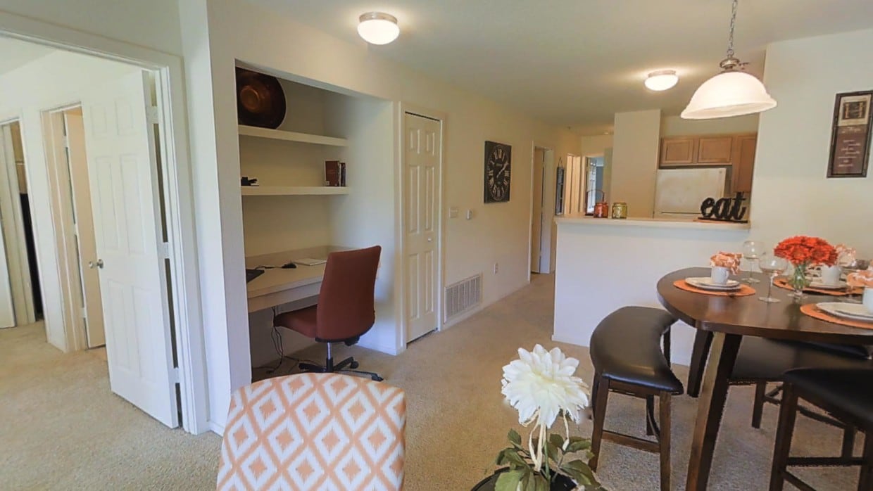 Killian Lakes Apartments And Townhomes Columbia
