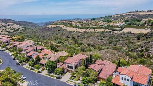 Building Photo - 15 Shadowcast