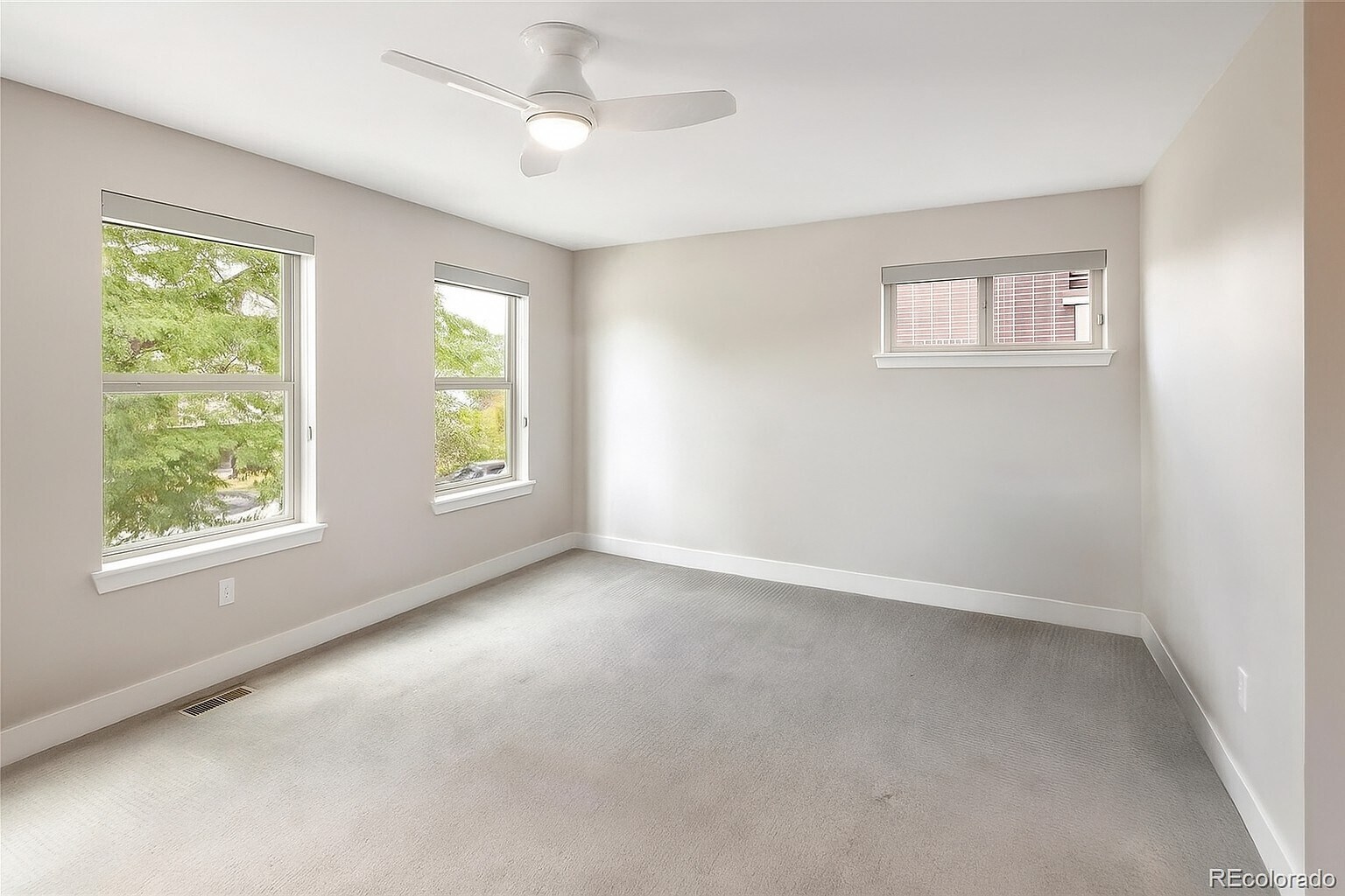 Building Photo - 3912 Utica St